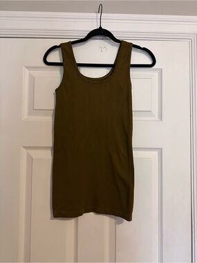 Charlie Page Olive Tank Top Sleeveless Scoop Neck